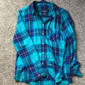 American Eagle, button up plaid.Excellent